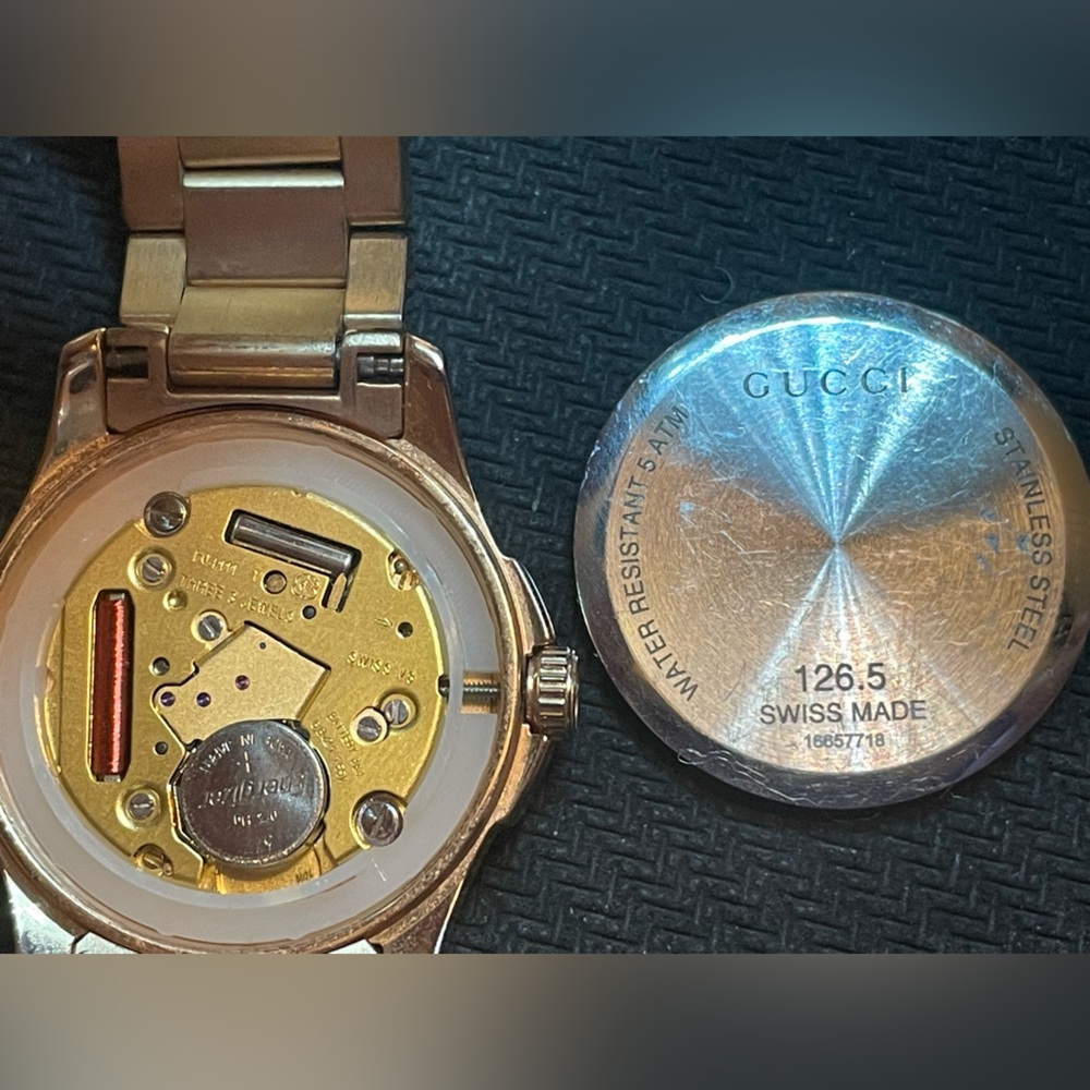 GUCCI G-Timeless 126.5 ROSE GOLD LADIES WATCH - Picture 11 of 12